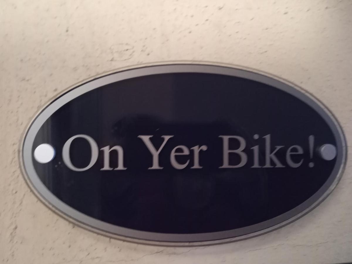 Villa On Yer Bike & Gone Fishin Millport Esterno foto
